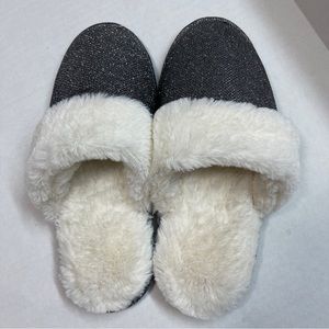 Gray women slippers